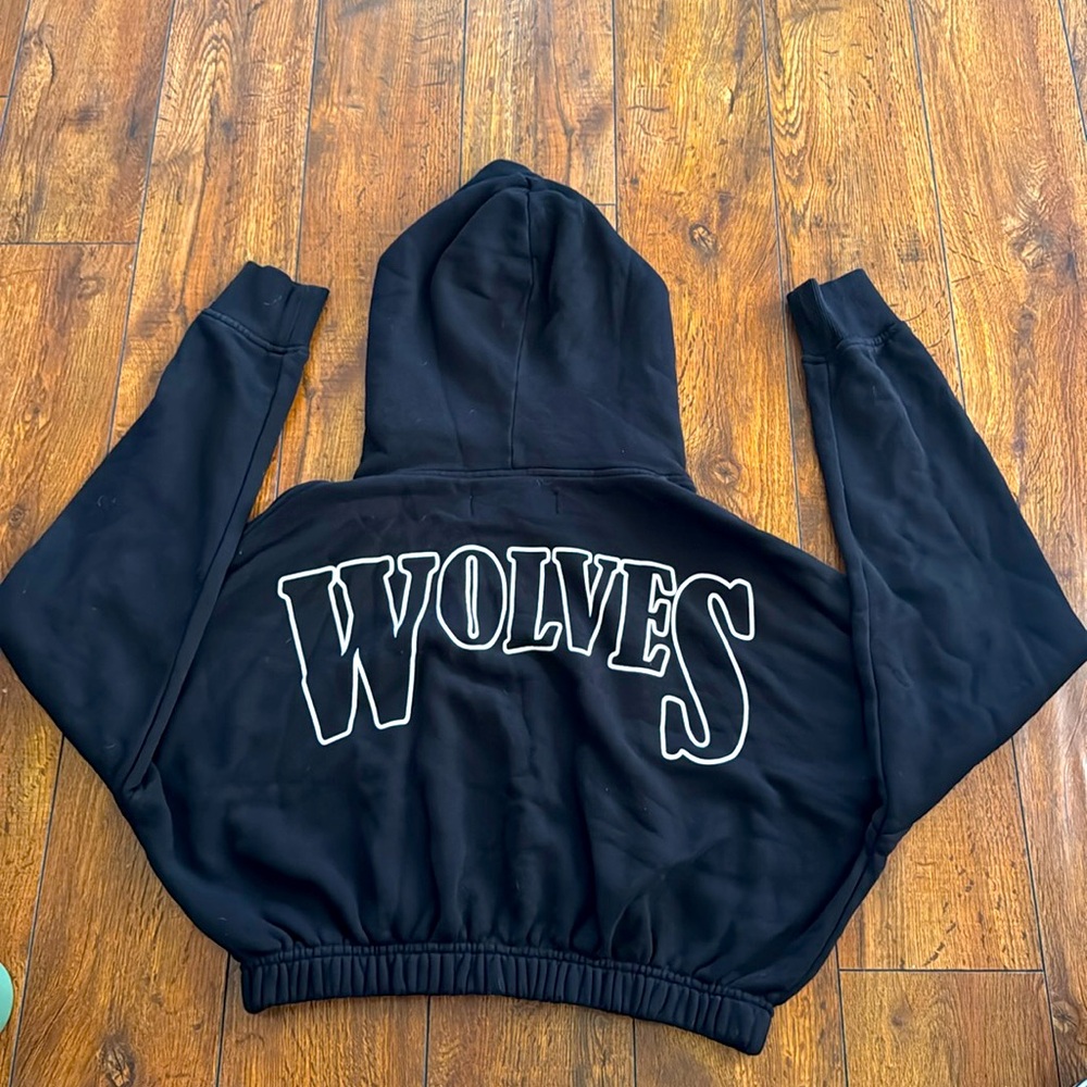 Darc Sport Wolves Cropped sweater - Picture 2 of 3